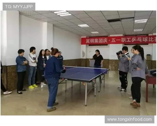 LNG战队奋勇拼搏展现激情赛事征程点燃粉丝无限热血 LNG战队奋勇拼搏展现激情赛事征程点燃粉丝无限热血