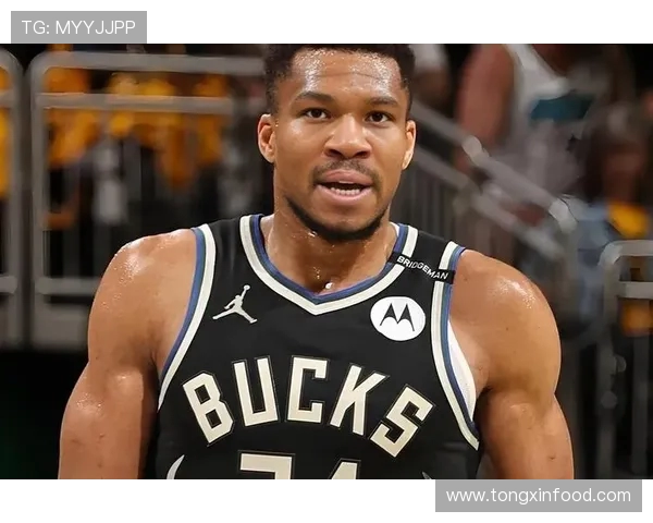 扬尼斯·阿德托昆博:从希腊天赋到NBA超级巨星的成长历程与辉煌成就 扬尼斯·阿德托昆博:从希腊天赋到NBA超级巨星的成长历程与辉煌成就