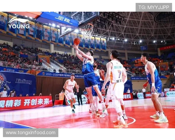 3月14日新疆队迎战广东队期待一场精彩的篮球对决与激烈的竞争