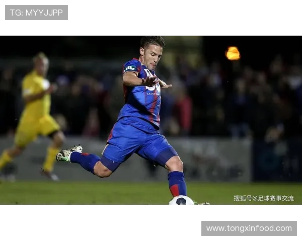 墨胜利与纽喷气的精彩对决揭示足球战术与团队合作的重要性